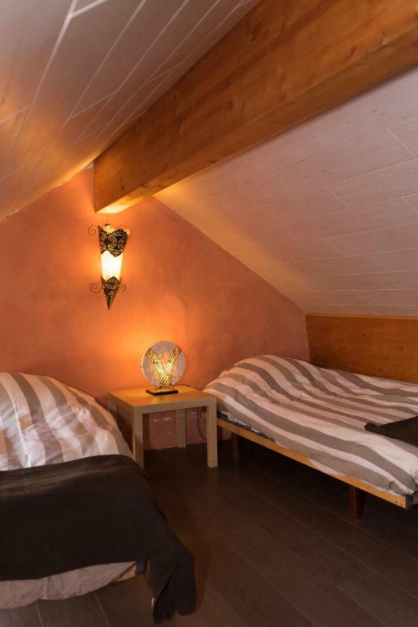 Gite De Corbion Une Envie D'Ailleurs 6Personnes Et Le Pt Bonheur 2 Personnes Leignon Exterior foto